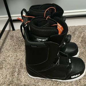 Men’s Snowboard Boots - ThirtyTwo Size 8.5